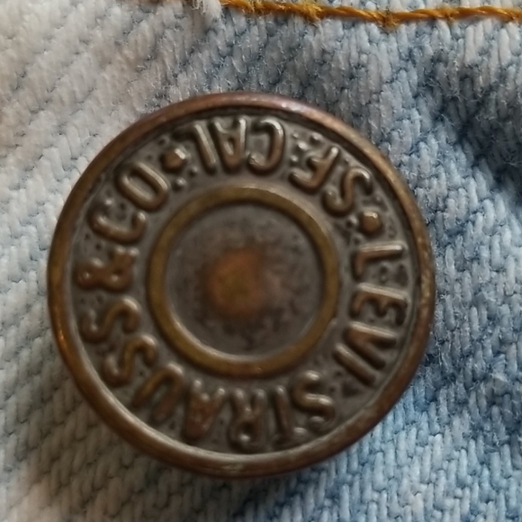 🅢︎🅐︎🅛🅔︎ 𝑽𝒊𝒏𝒕𝒂𝒈𝒆 𝐋𝐄𝐕𝐈 High Waisted - Picture 14 of 16